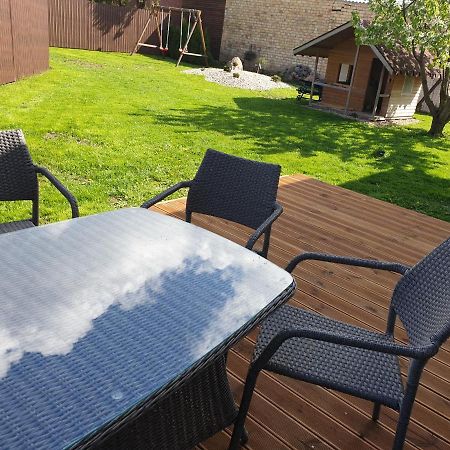 Sveciu Namai Kamile Villa Šiauliai Exteriör bild
