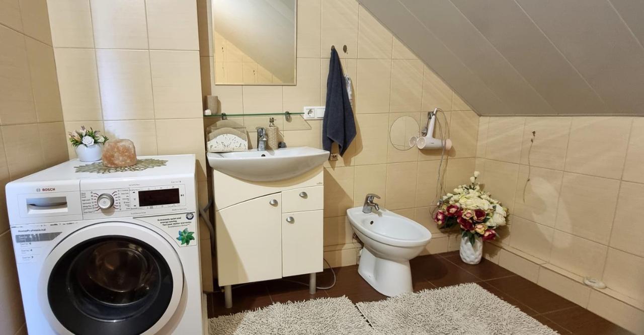 Sveciu Namai Kamile Villa Šiauliai Exteriör bild