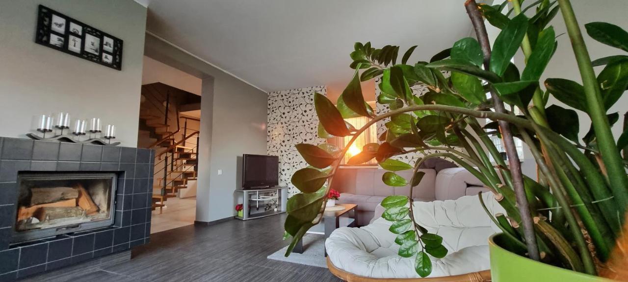 Sveciu Namai Kamile Villa Šiauliai Exteriör bild